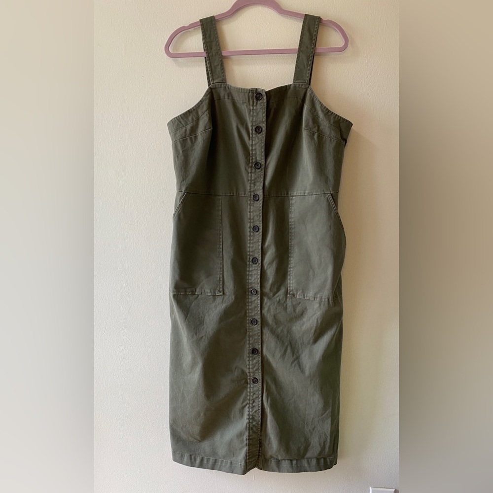 UNIVERSAL THREADS Button Front Overall Dress in Army Green XL